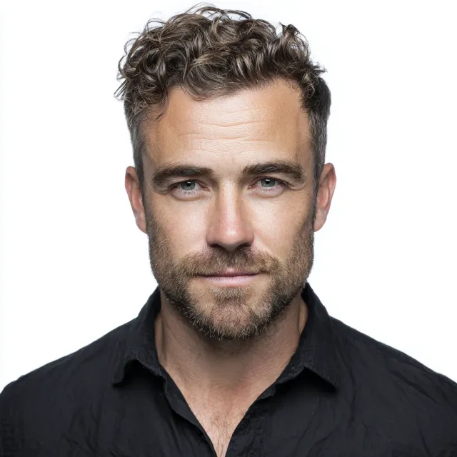 How to Use Headshots Effectively on Social Media — Photography Shark