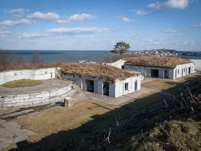 Photoshoot at Fort Revere in Hull, MA — Photography Shark